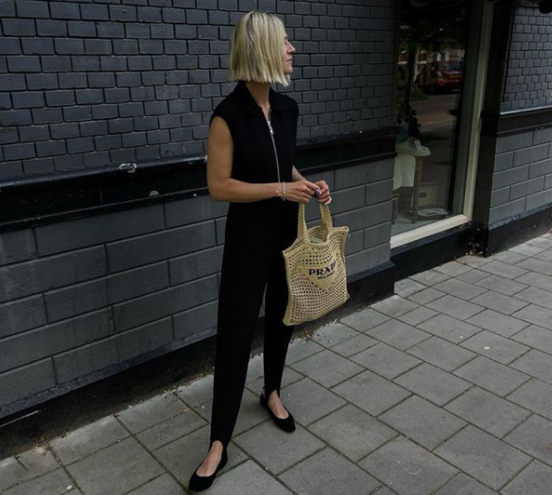 Легинсы со штрипками вернулись в моду