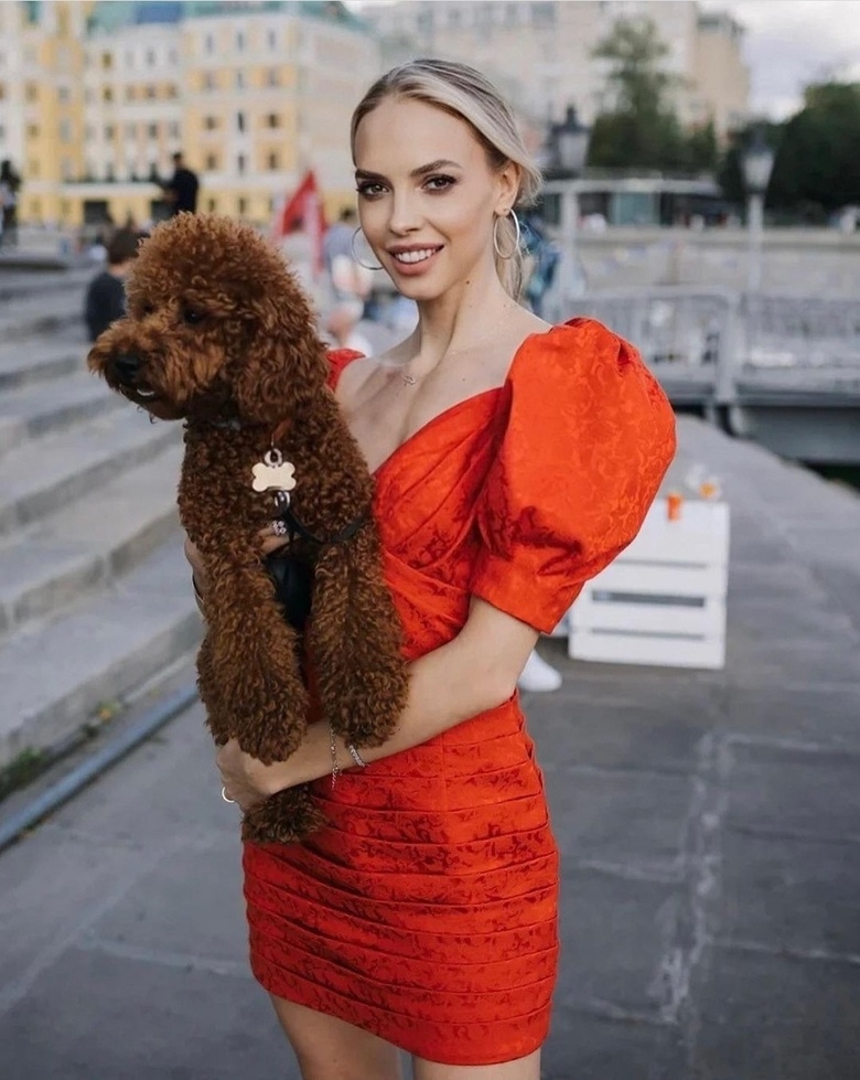 Надежда Сысоева с любимой собакой Расти