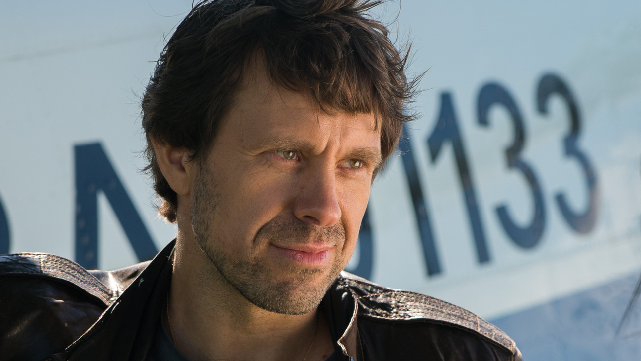 Кадр из сериала «Земное притяжение»