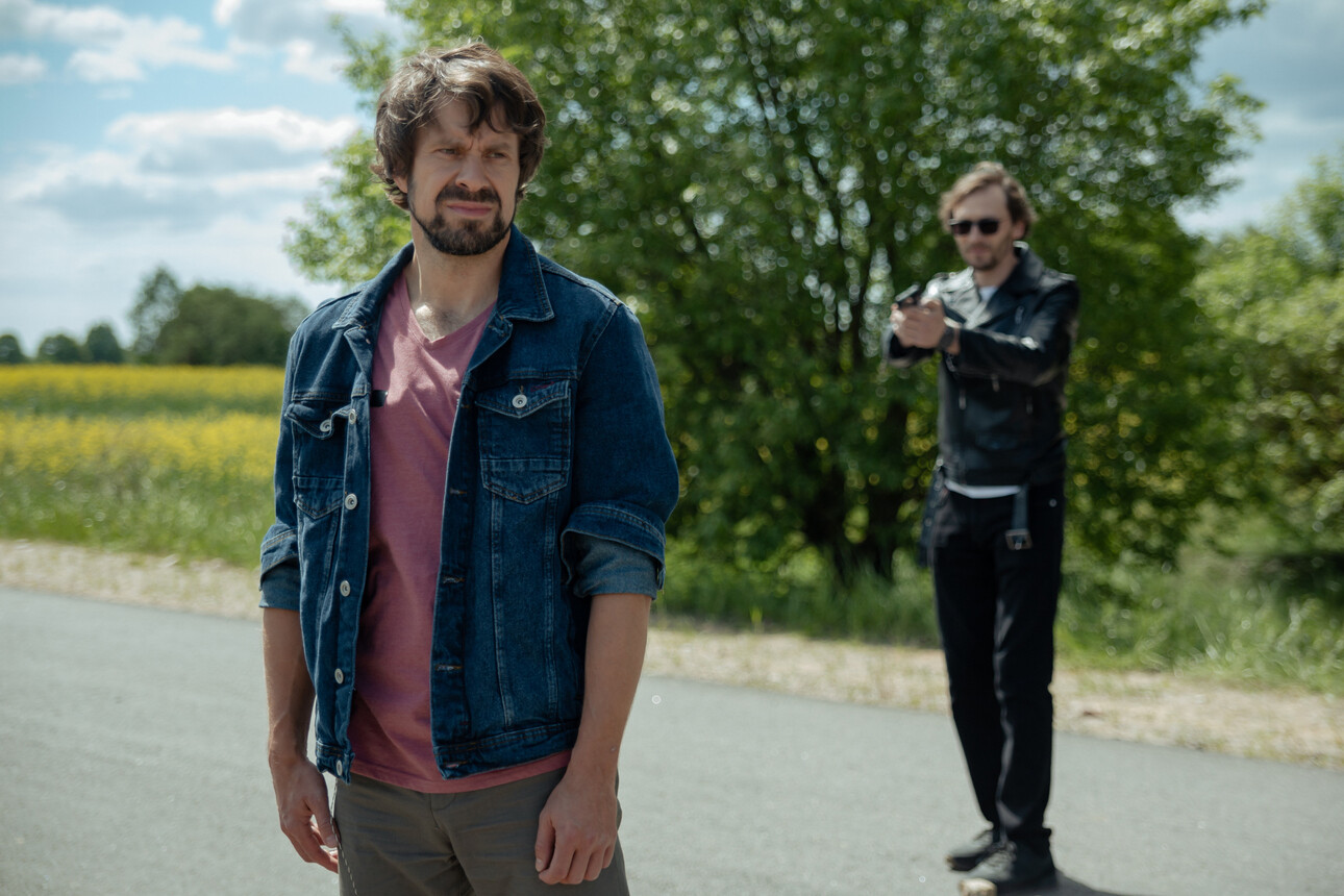 Кадр из сериала "Дверь в прошлое"