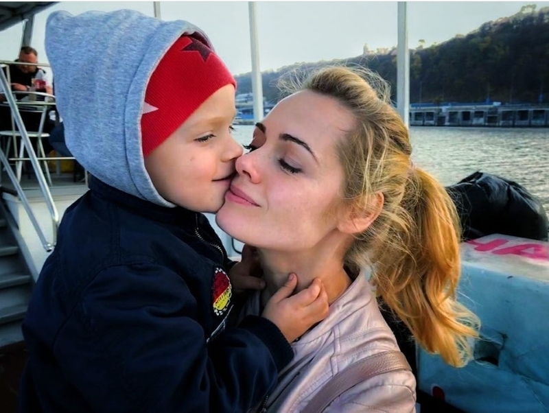 Анна с сыном Александром