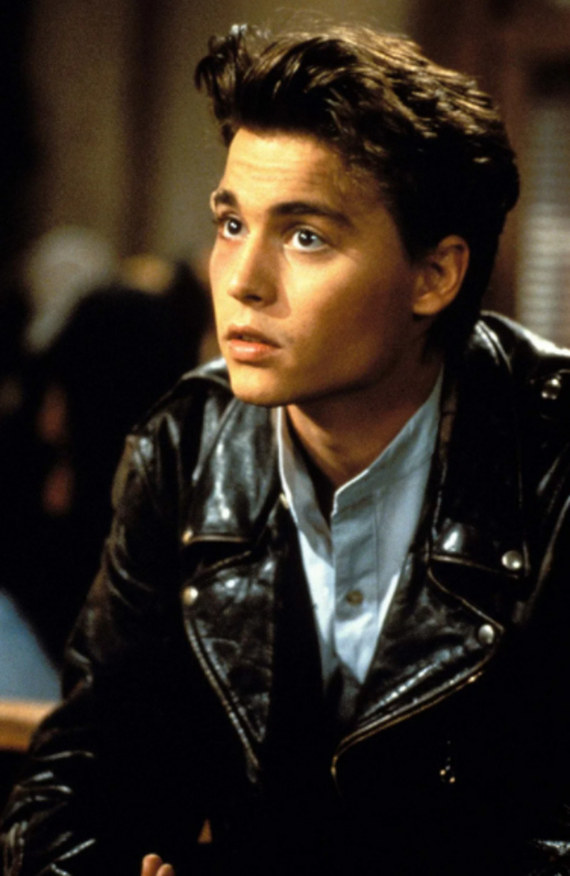 Молодой Депп покороил Фенн