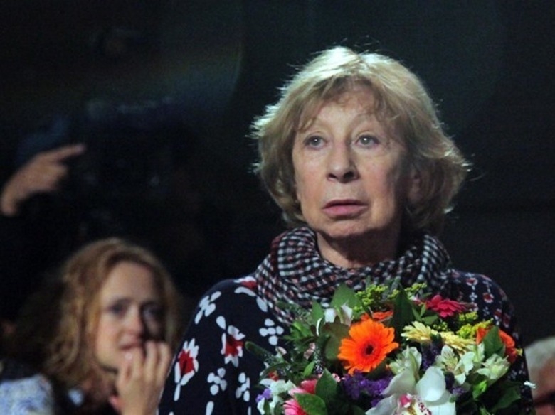 Лия Ахеджакова