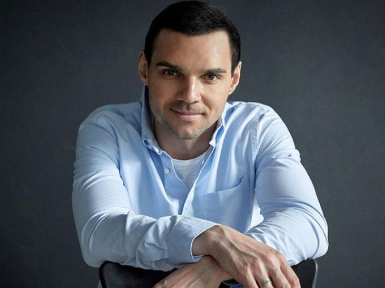 Актера сериала «Улицы разбитых фонарей» увезли в больницу из-за психоза