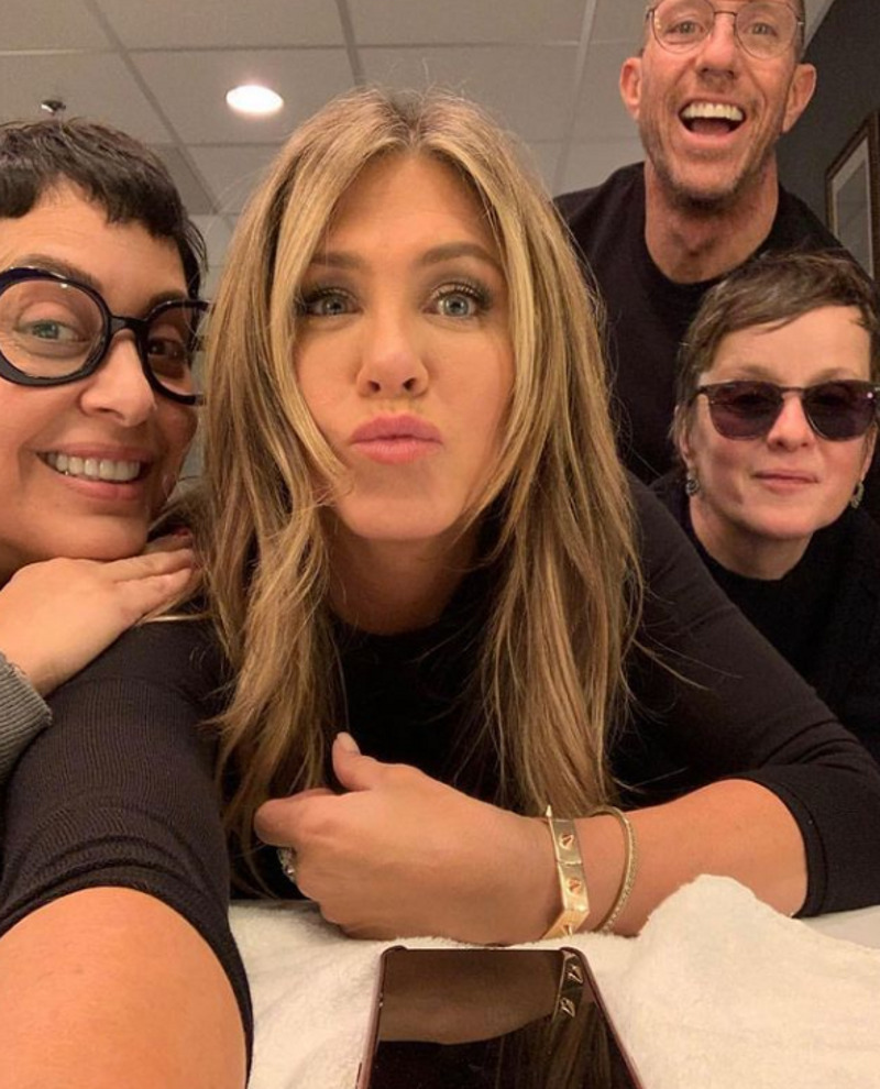 Дженнифер Энистон