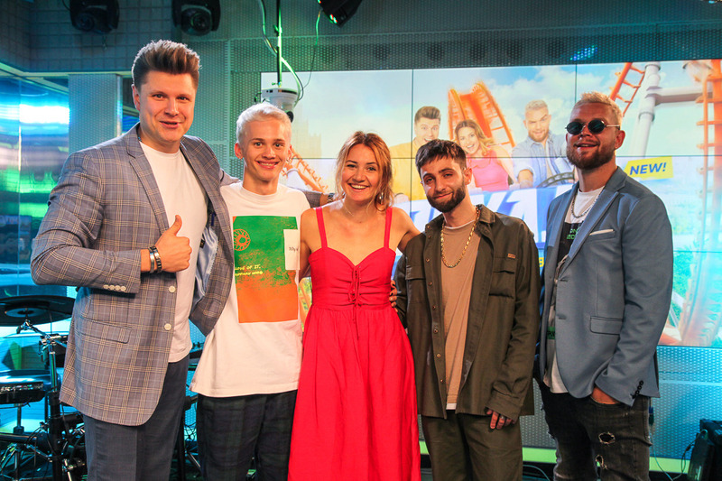 Даня Милохин, Артур Эскейп с ведущими шоу