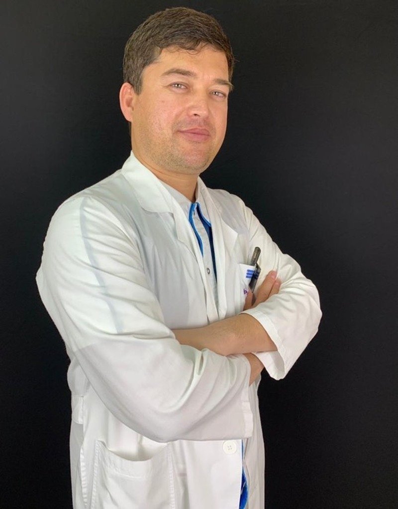 Пластический хирург Хаким Рахманов