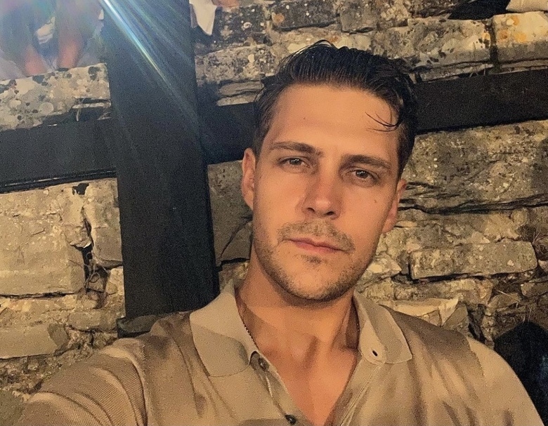 Милош Бикович