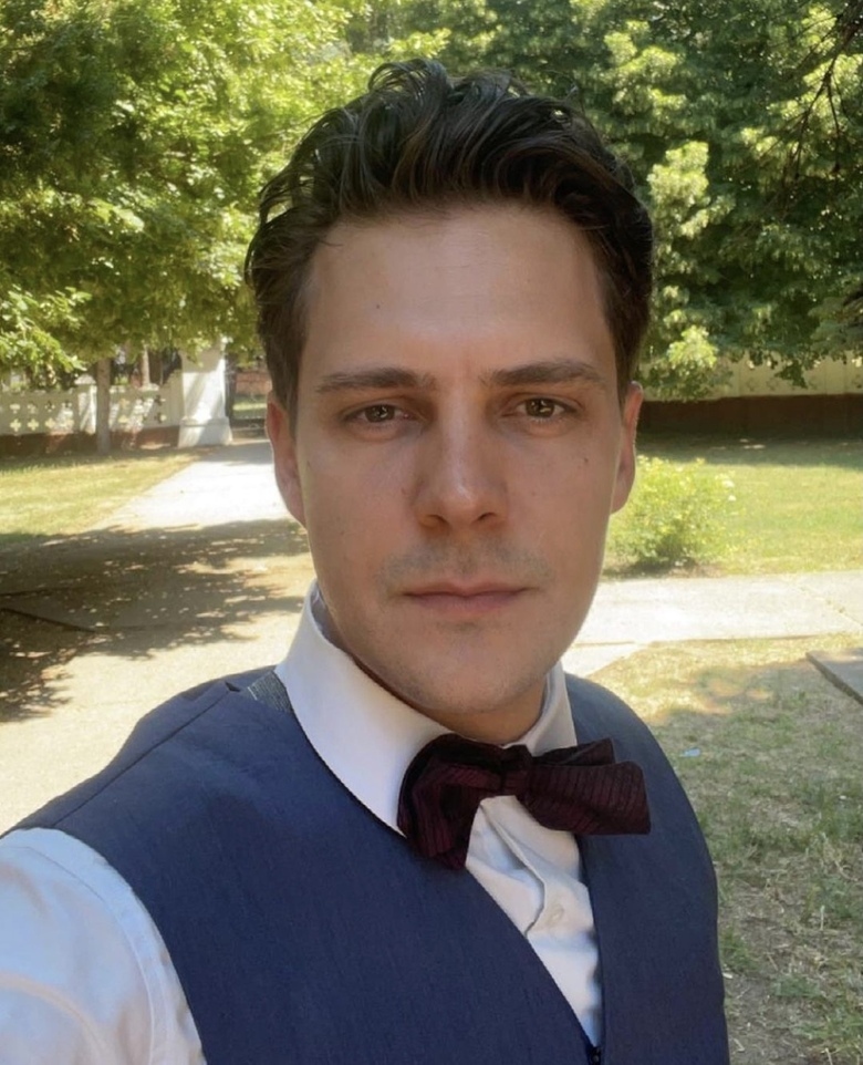 Милош Бикович