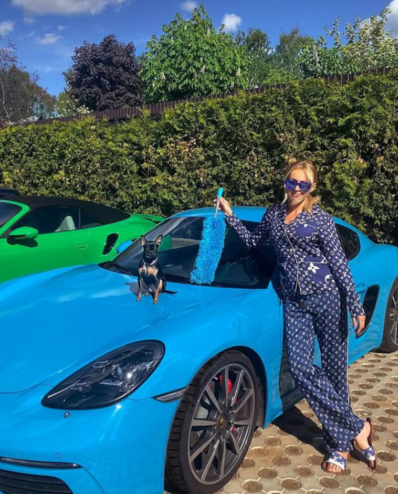 Яна Рудковская