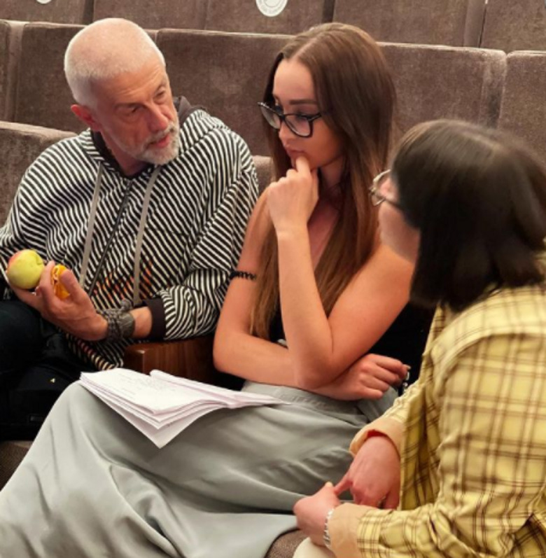 Ольга Бузова на репетиции