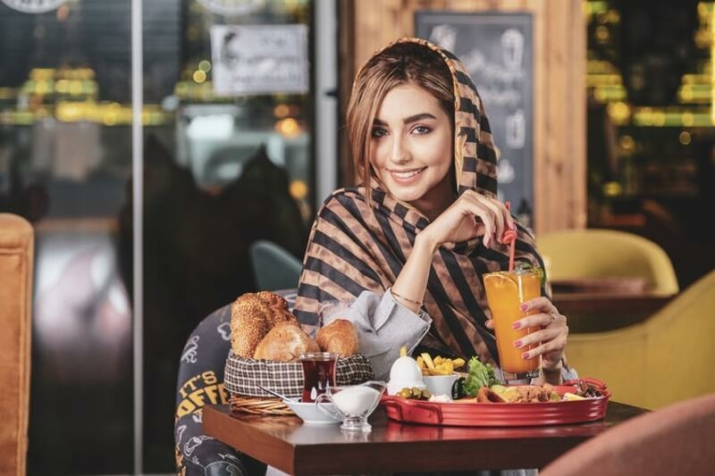 соки стоит заменить на свежие фрукты