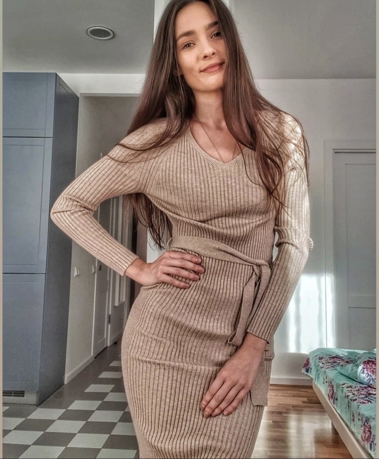 Лорина Камбурова