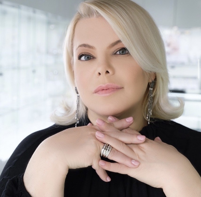 Яна Поплавская