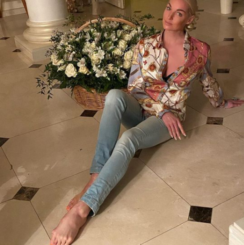 Анастасия Волочкова успешно продает квартиры