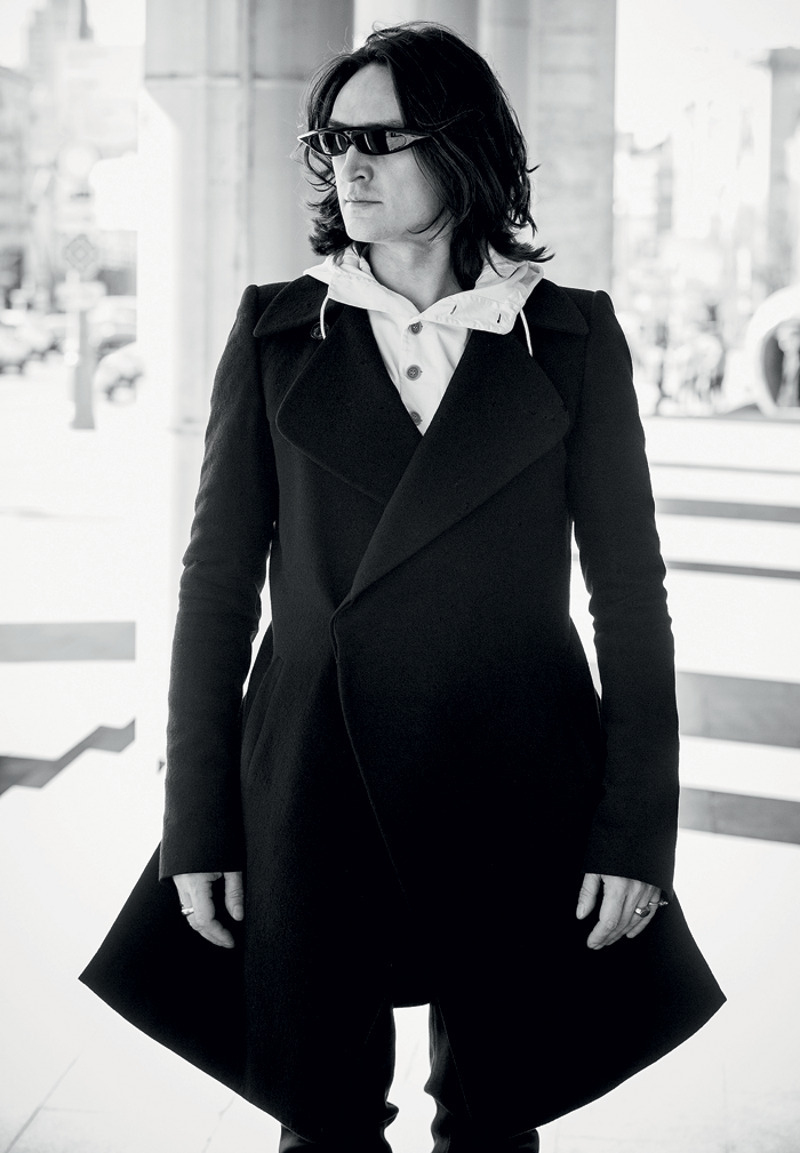 "Если мужчина берет ответственность за членов своей семьи и близких ему людей, это дает ему силы и расширяет возможности"