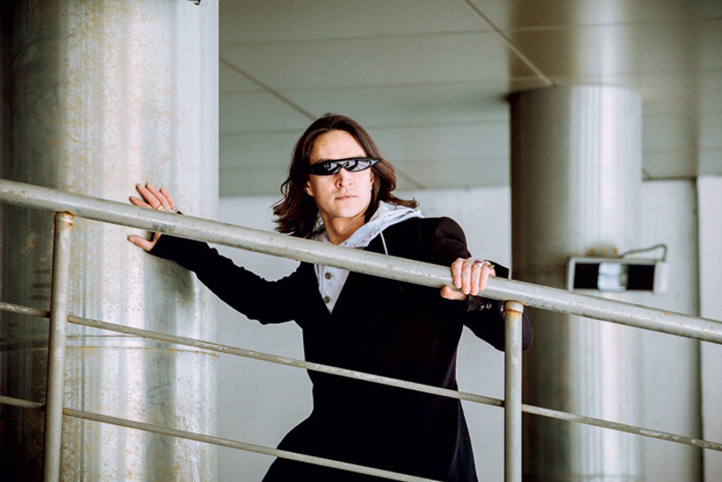 "Для меня одежда – скорее способ выражения моего настроения и самоощущения, код представления себя и того, что я хочу сказать миру"