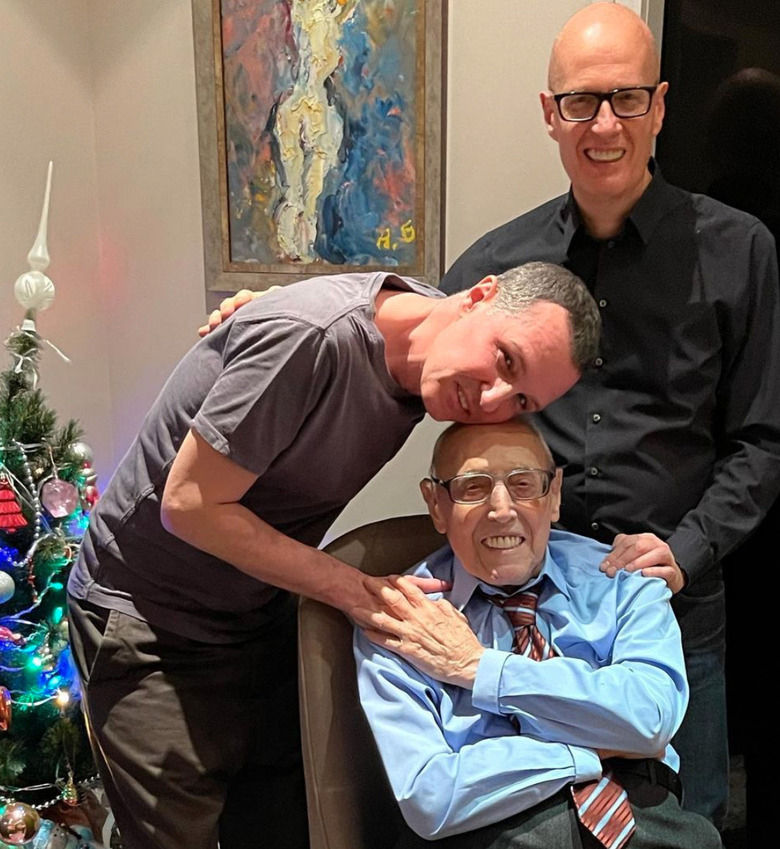 Последнее совместное фото Игоря и Вадима с отцом Эмилем ёрником