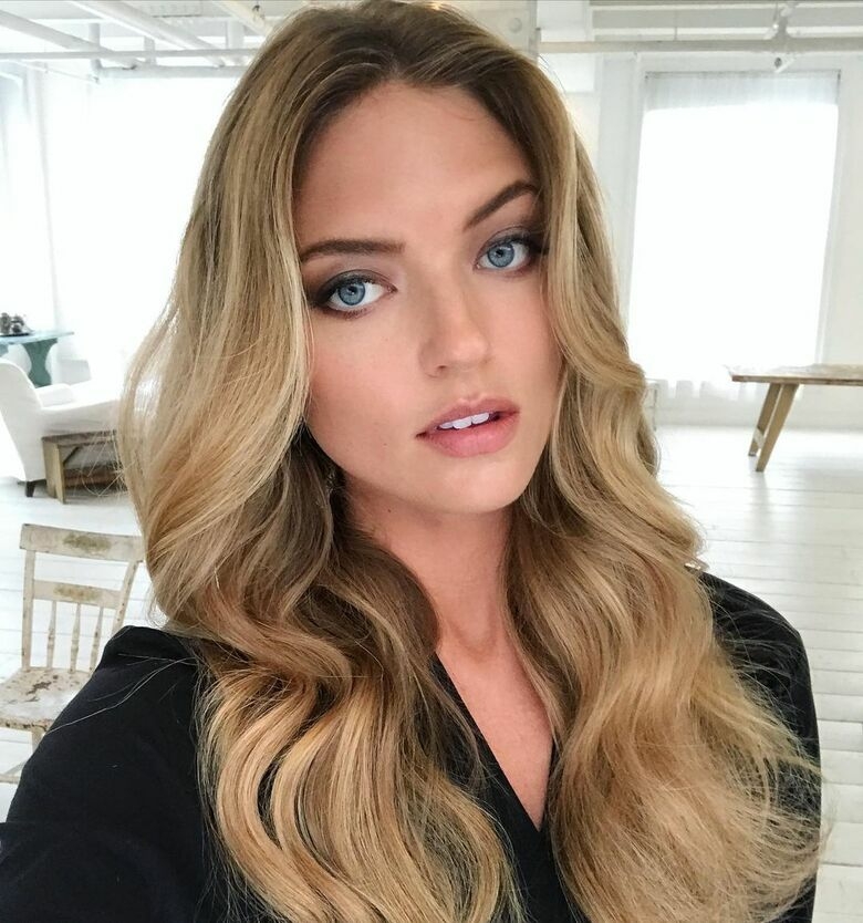 Красивая укладка прибавляет уверенности в своей привлекательности