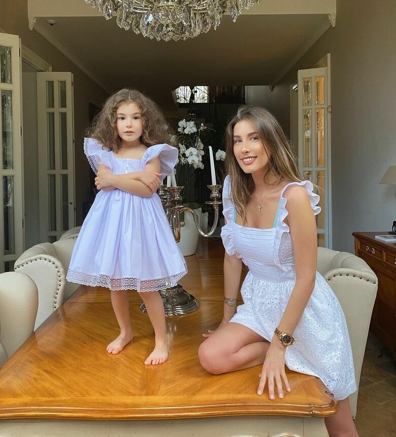 В гардеробе их детей не только одежда, но и множество аксессуаров