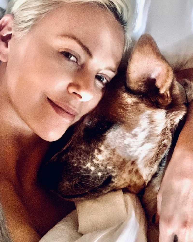 Шарлин Терон