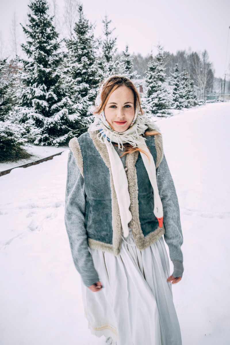 "Юра, видимо, моя судьба. Мы были знакомы раньше, у нас был роман, очень страстный. И вот я останавливаю именно его машину"