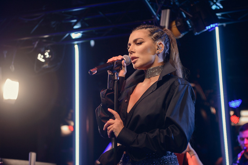 Анна Седокова заявила, что хочет взять фамилию мужа