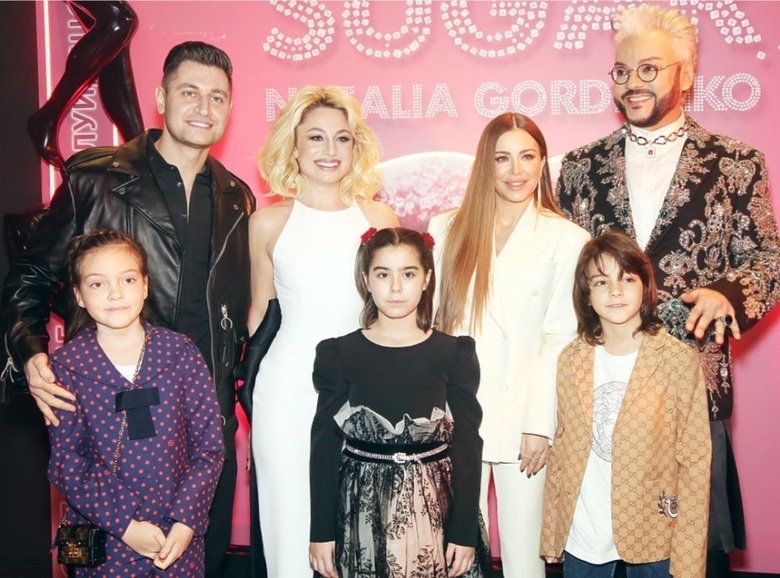 Давид Манукян, Ани Лорак и Филипп Киркоров с детьми