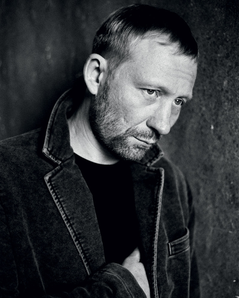 "В молодости я слишком долго несся без вектора, расплескивал эмоции, приходя к потерям, пустоте. Но сейчас для меня время возможностей"