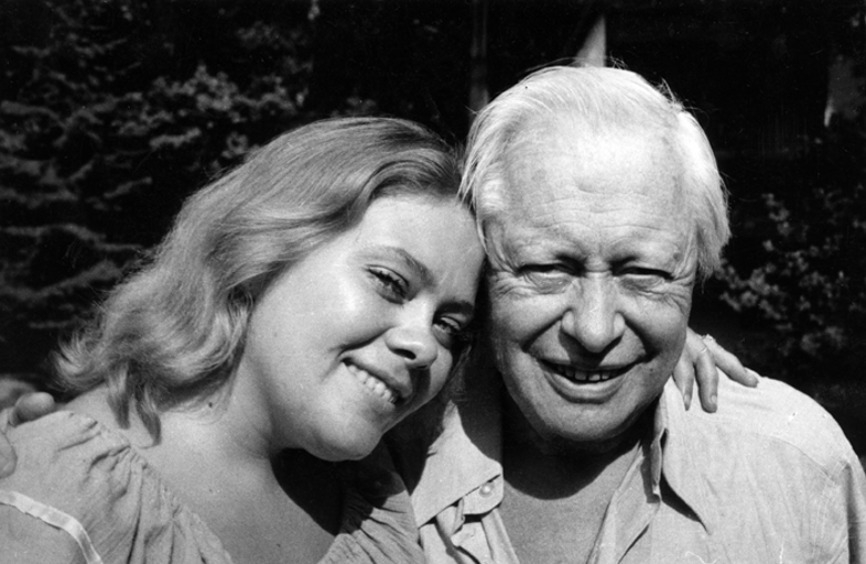 Екатерина Образцова с дедушкой Сергеем Образцовым