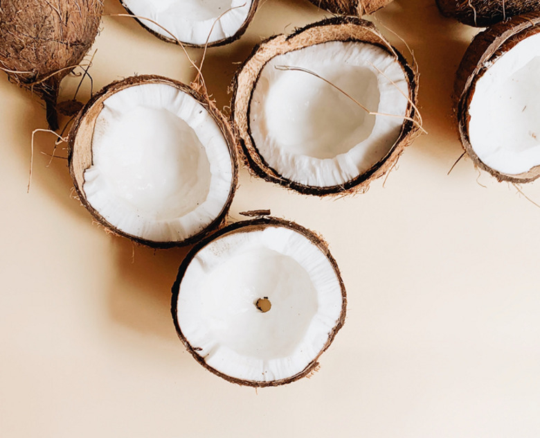 Зачем нужна косметика с кокосом?