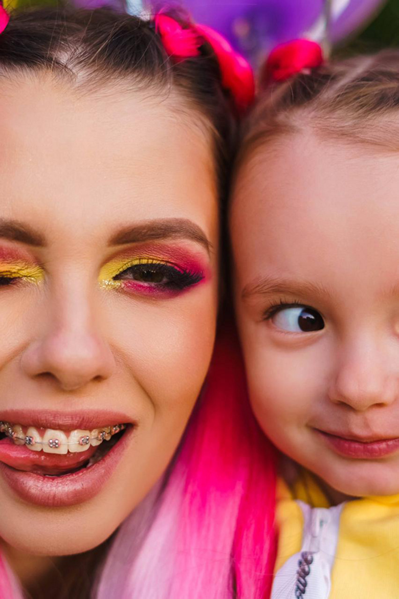 Ника Сотникова с дочерью