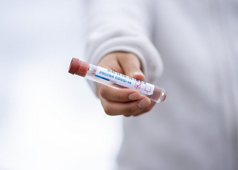 Для борьбы с коронавирусом собираются выпустить новый препарат