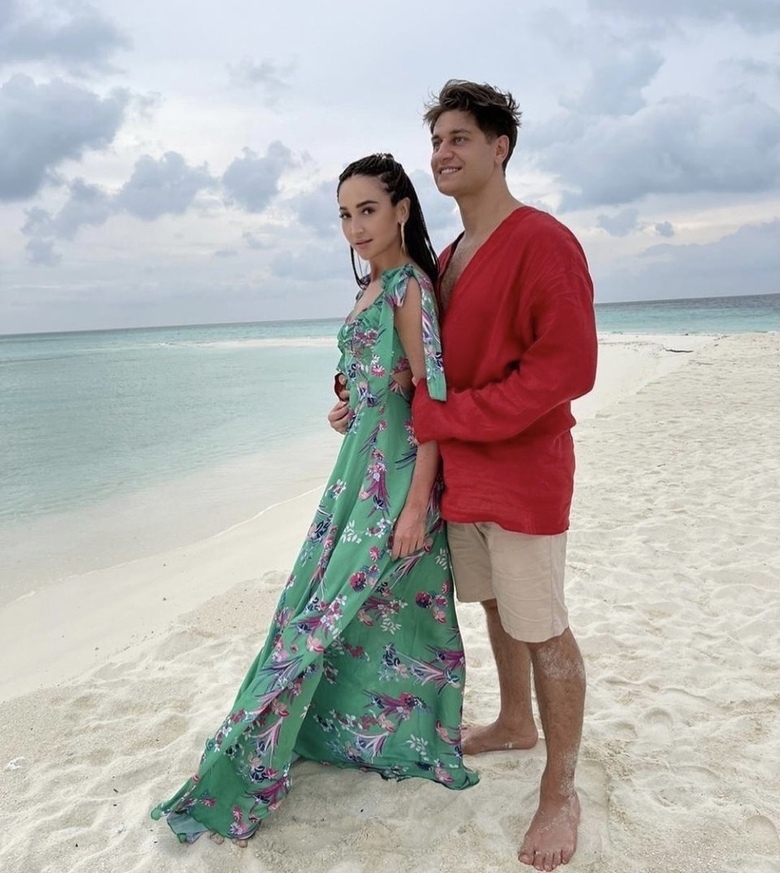 Ольга Бузова и Давид Манукян