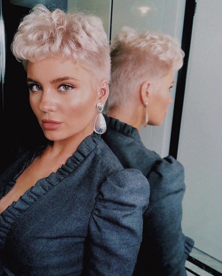 Анна Шульгина