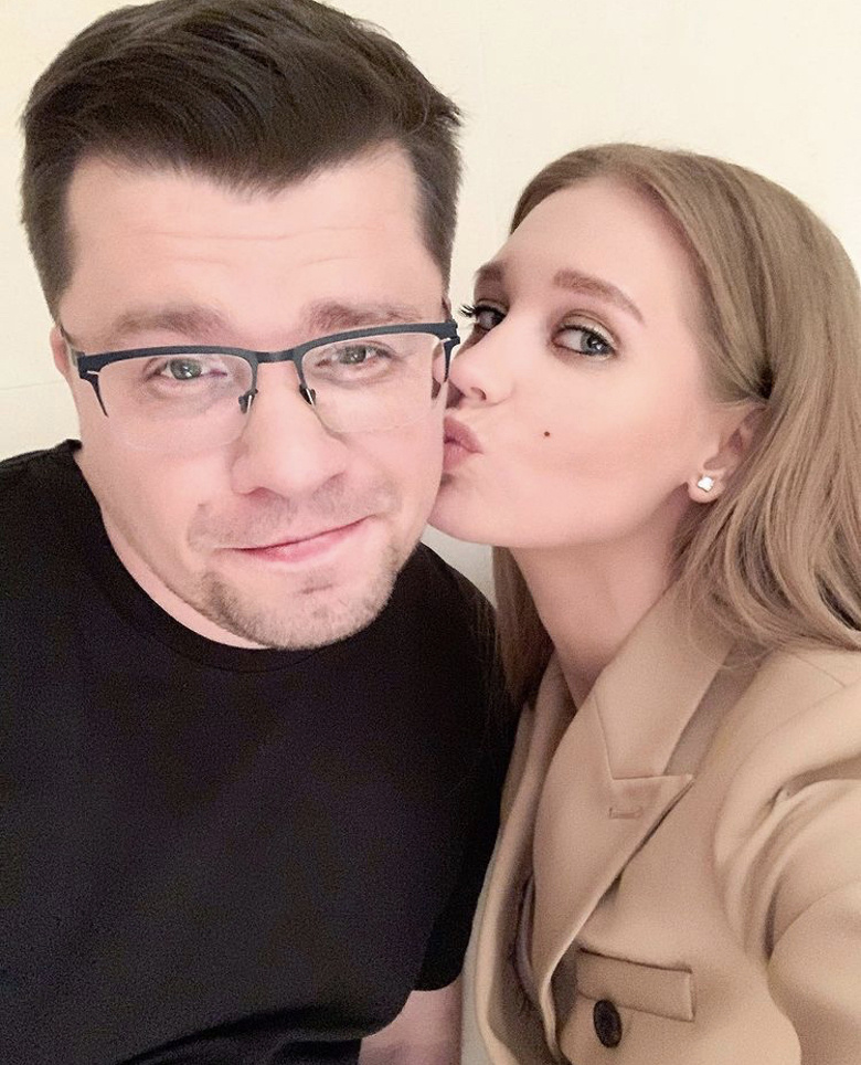 Поводом стал день рождения дочери