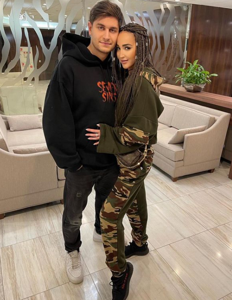 пара не смогла продержаться долго