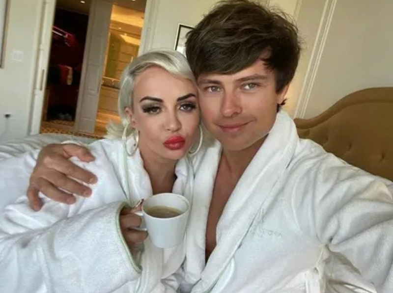 Прохор Шаляпин и 41-летняя миллионерша из Канады Татьяна Девис