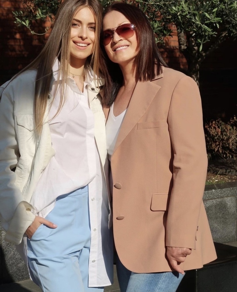 София Ротару с внучкой Соней