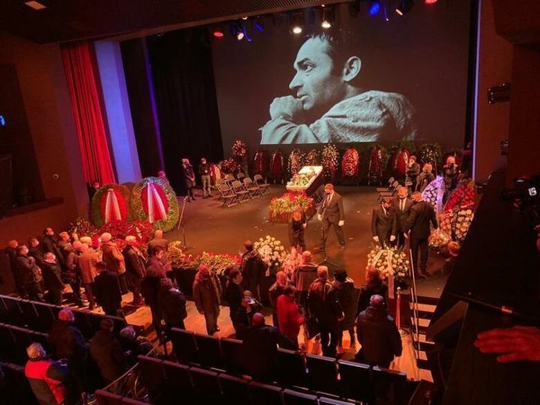 Прощание с Гафтом в театре "Современник"