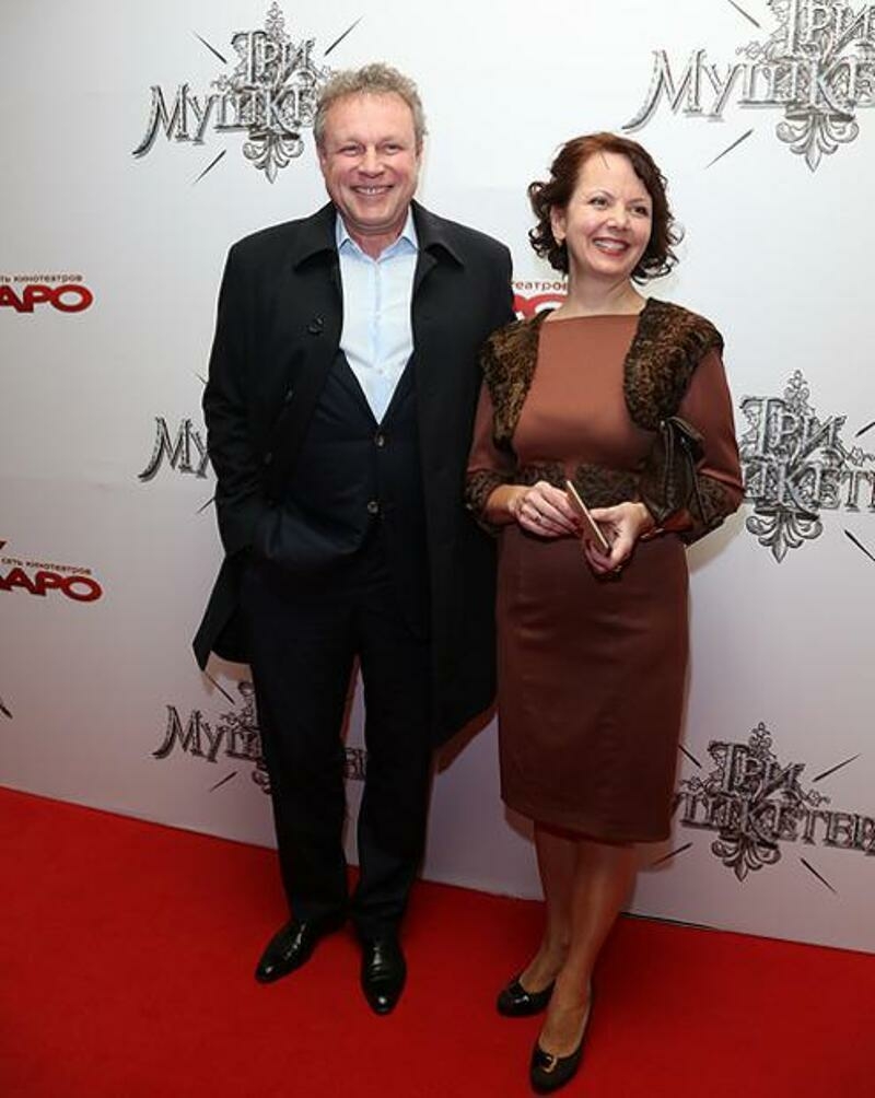 Сергей Жигунов развелся с Верой Новиковой