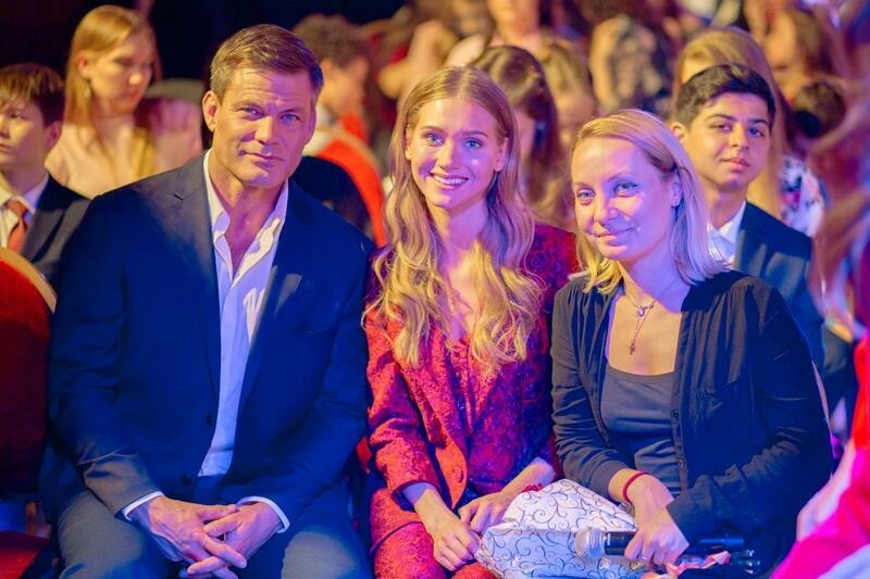 Каспер Ван Дин, Кристина Асмус и Лилия Трофимова