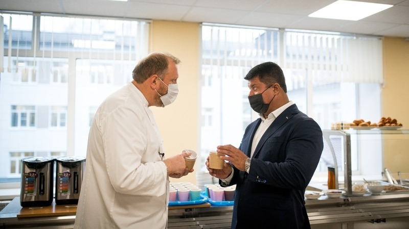 "Поверьте мне, повара, если честно, очень мало едят"