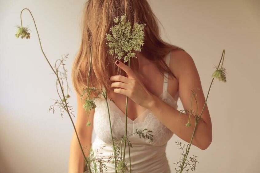 гормоны оказывают невероятное влияние на женский организм