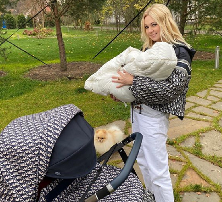 Снимки малышей можно наблюдать в соцсетях