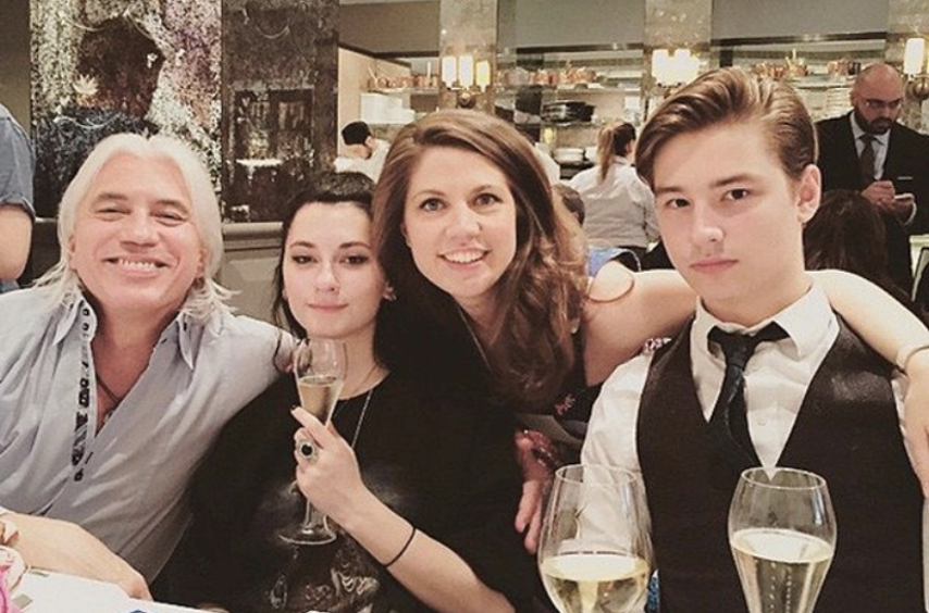 Развитию заболевания могут способствовать разные факторы