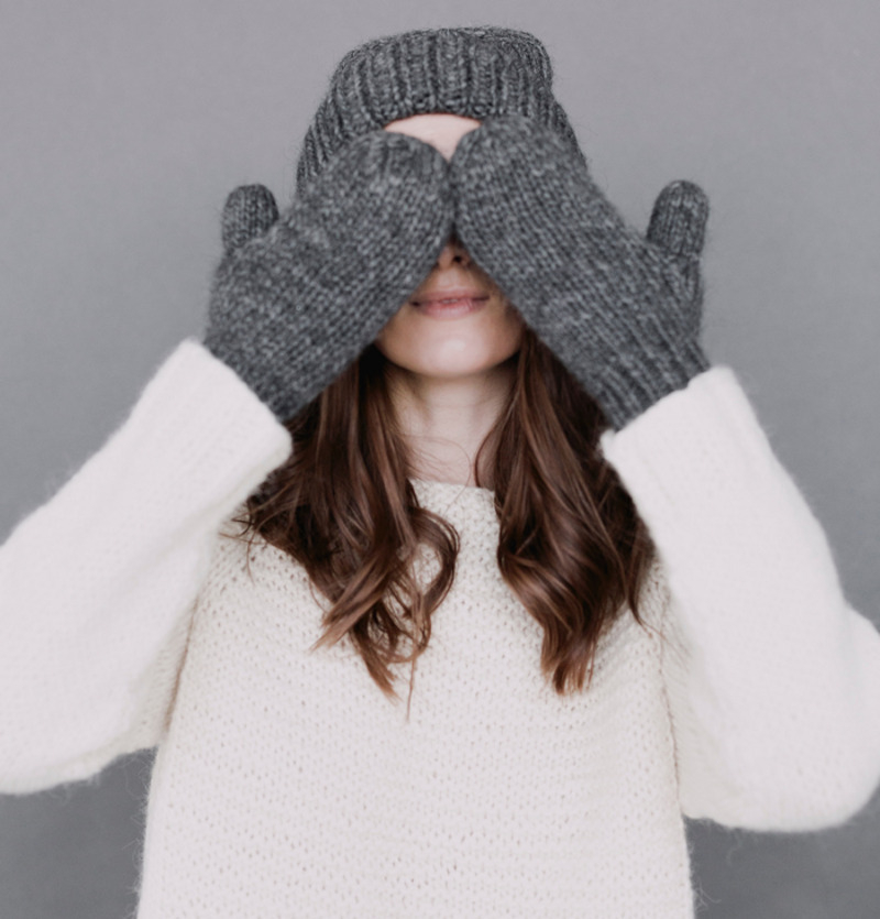 Не пренебрегайте перчатками! Даже волшебный крем не спасет вас от трещин, если в лютый мороз вы будете упорно ходить с открытыми кистями рук