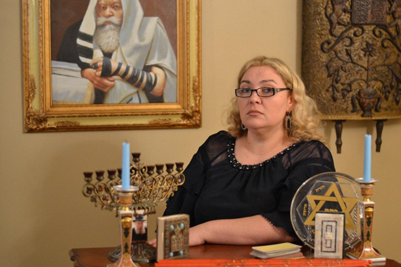 Александра Харрис