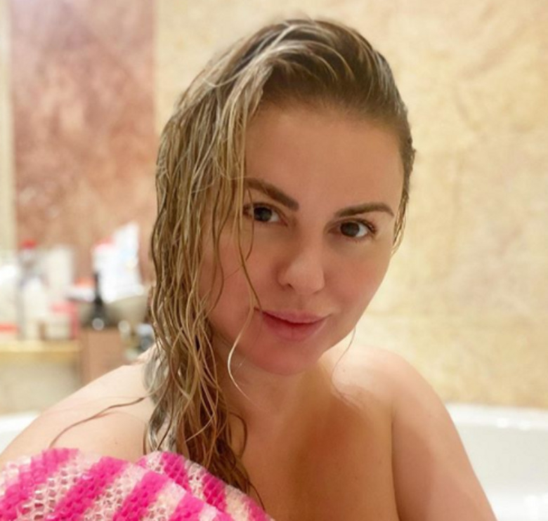 Анна Семенович