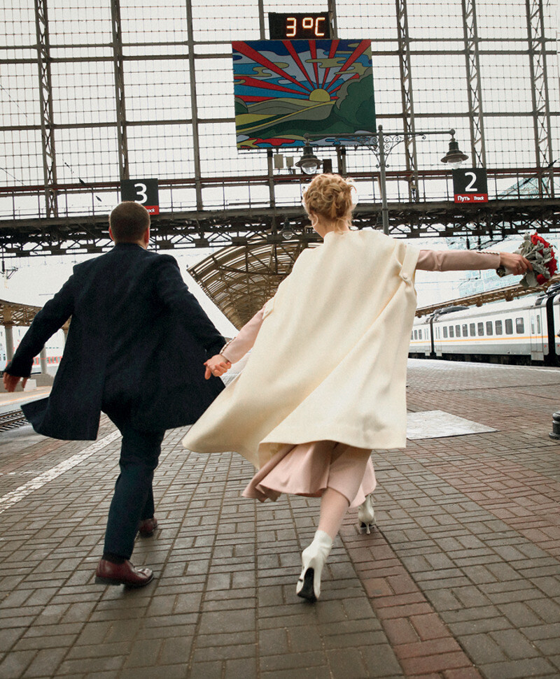 «Из нас воспитывали «оловянных солдатиков», мне, чтобы услышать похвалу, требовались серьезные достижения. А Сережа говорит: «Я люблю тебя просто потому, что ты есть». И такая безусловная любовь дает огромную внутреннюю свободу»